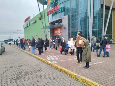 В Уфе эквакуировали посетителей ТРЦ Планета