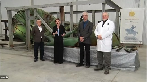 Ангар площадью в тысячу квадратных метров