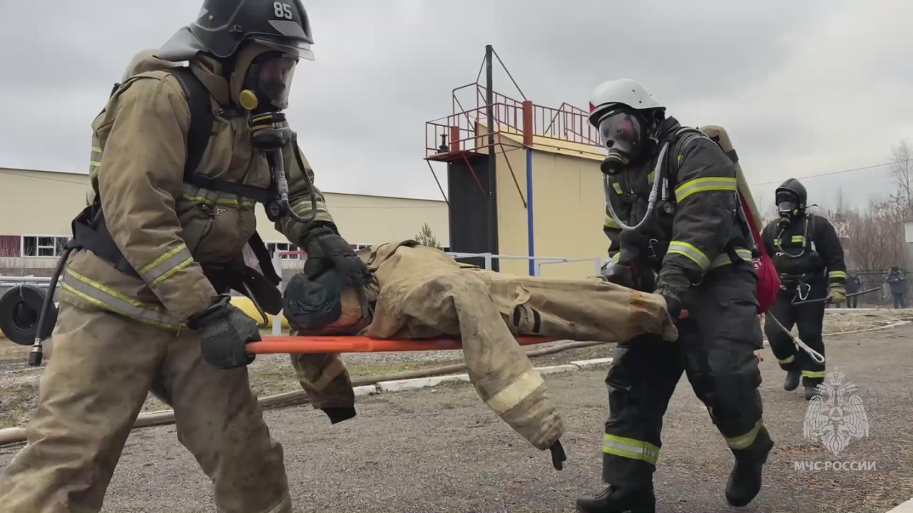 На базе пожарно-спасательной части №35 Главного управления состоялись соревнования по боевому развертыванию среди подразделений пожарной охраны Республики Башкортостан