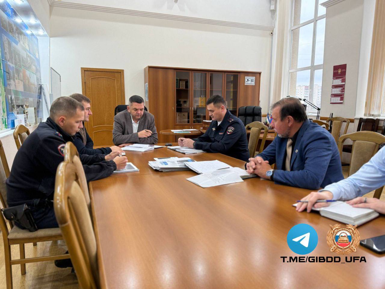 Сегодня по инициативе Госавтоинспекции Уфы в Управлении коммунального хозяйства состоялся круглый стол, посвящённый безопасности пешеходов Сегодня по инициативе Госавтоинспекции Уфы в Управлении коммунального хозяйства состоялся круглый стол, посвящённый безопасности пешеходов