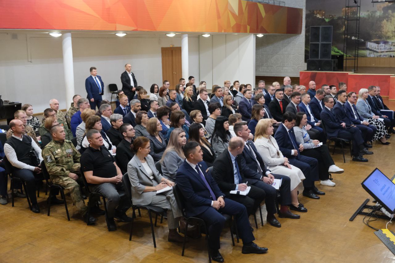 Учебный семинар для партийного актива «Единой России» Стерлитамака и Салавата Учебный семинар для партийного актива «Единой России» Стерлитамака и Салавата