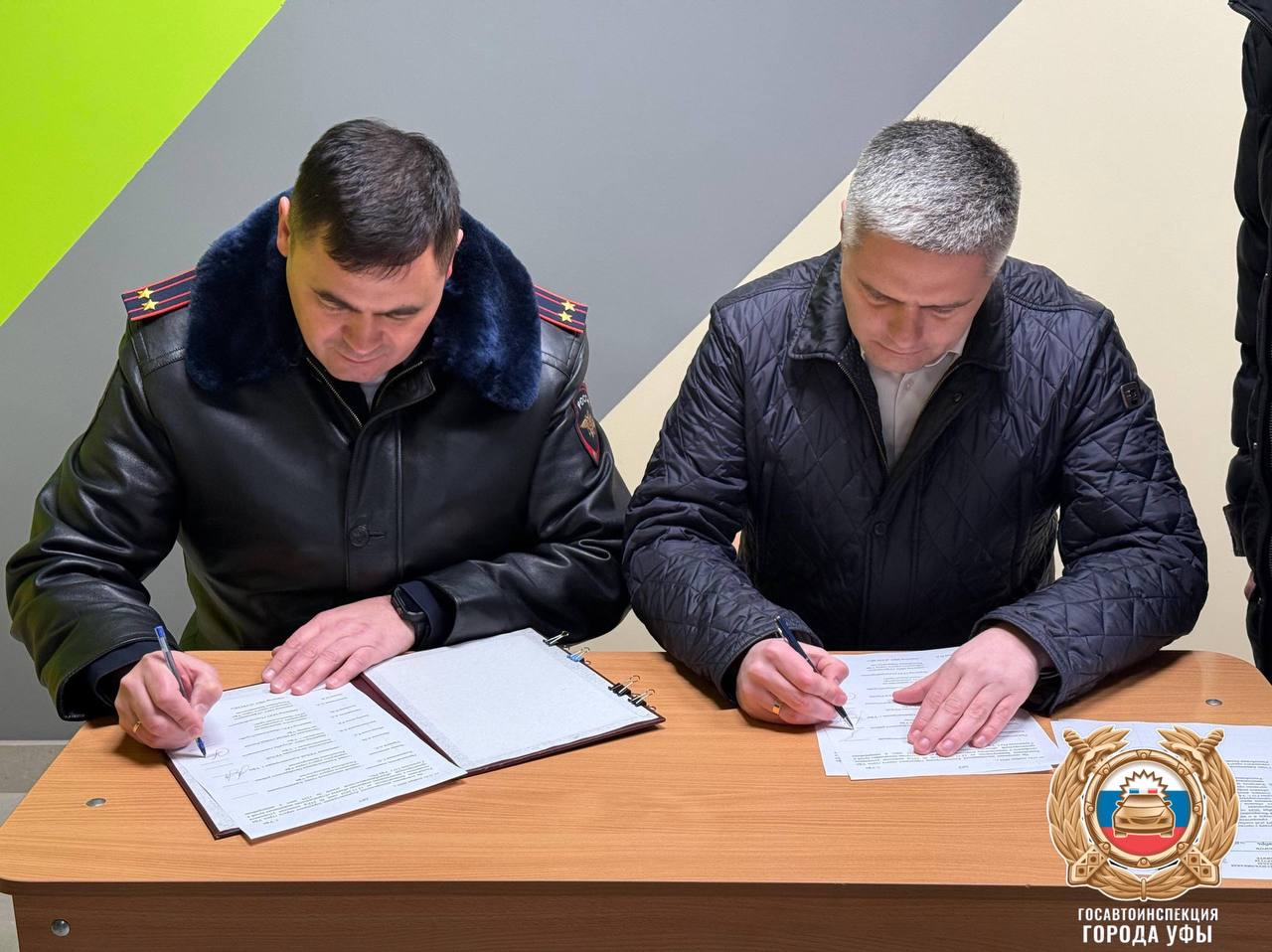 Госавтоинспекция Уфы приняла участие в открытии новой дороги возле школы №88 Госавтоинспекция Уфы приняла участие в открытии новой дороги возле школы №88