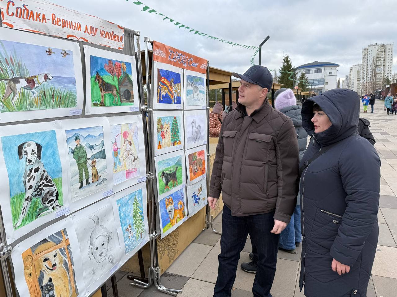 Друг в беде не бросит. 15 ноября в Уфе прошла десятая благотворительно-просветительская акция «Ищу человека» Она проводится ежемесячно по инициативе мэра Уфы Ратмира Мавлиева в рамках проекта «Уфа добрая» Площадкой стал парк... Друг в беде не бросит. 15 ноября в Уфе прошла десятая благотворительно-просветительская акция «Ищу человека» Она проводится ежемесячно по инициативе мэра Уфы Ратмира Мавлиева в рамках проекта «Уфа добрая» Площадкой стал парк...