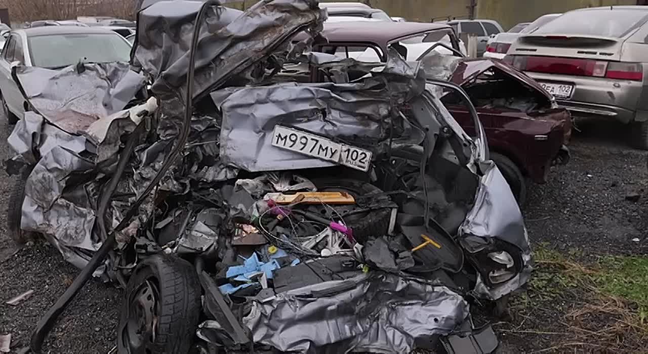 Каждый год в третье воскресенье ноября мир вспоминает тех, чьи жизни оборвались на дорогах