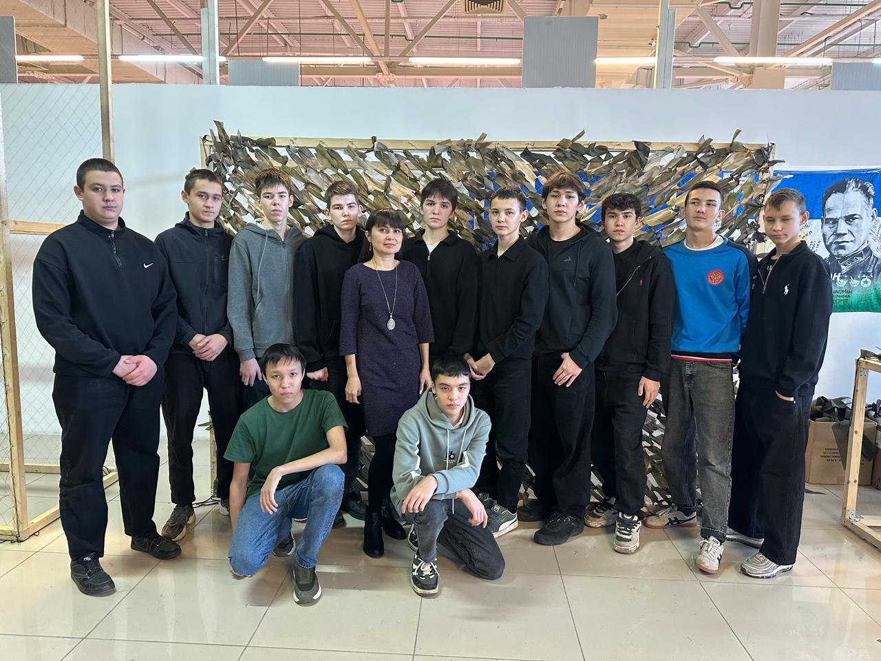 Добрые пожелания и подарки от волонтёров Добрые пожелания и подарки от волонтёров