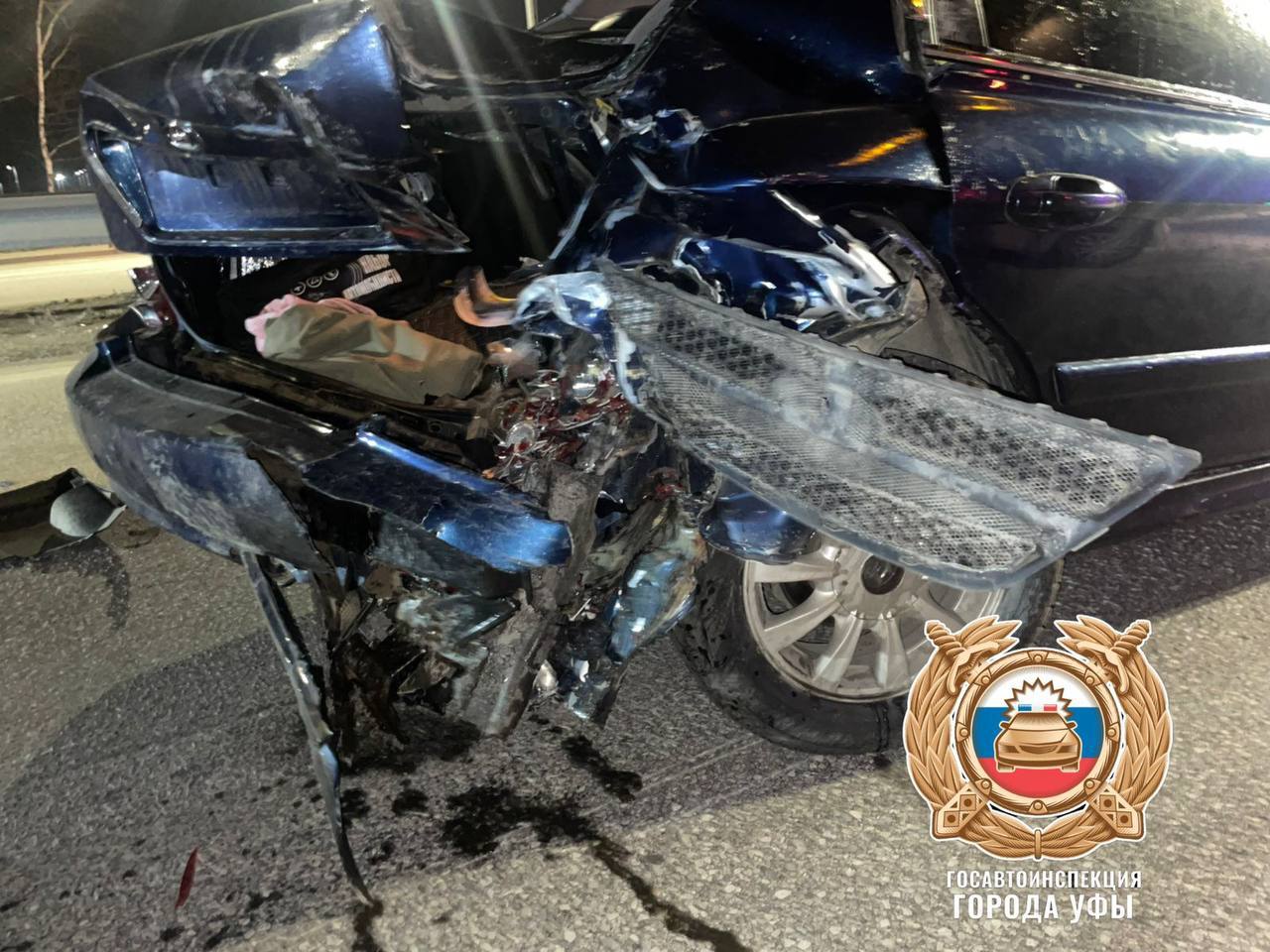 Сегодня около 22:00 на 19 км дороги Уфа-Оренбург произошла авария Сегодня около 22:00 на 19 км дороги Уфа-Оренбург произошла авария