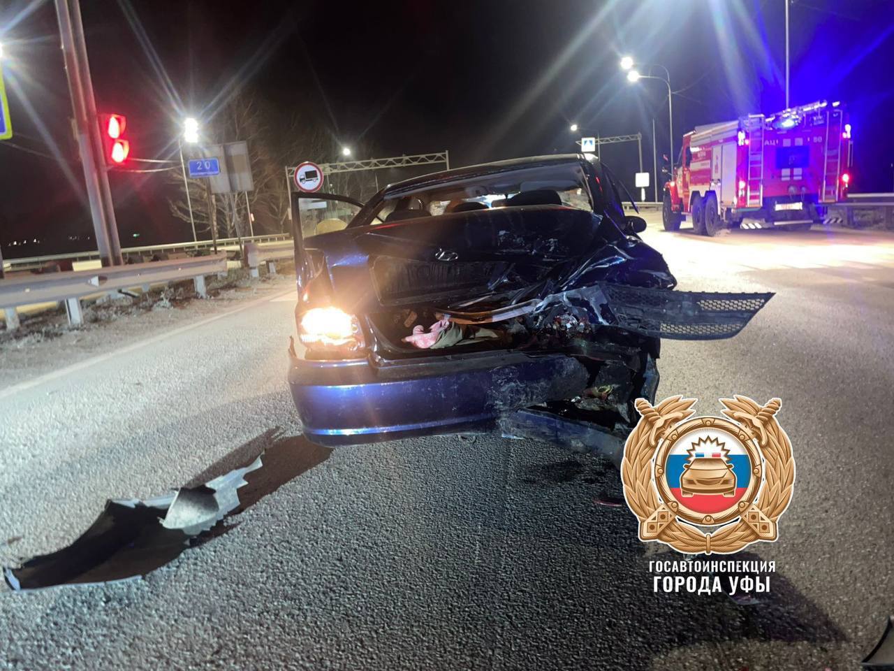 Сегодня около 22:00 на 19 км дороги Уфа-Оренбург произошла авария Сегодня около 22:00 на 19 км дороги Уфа-Оренбург произошла авария