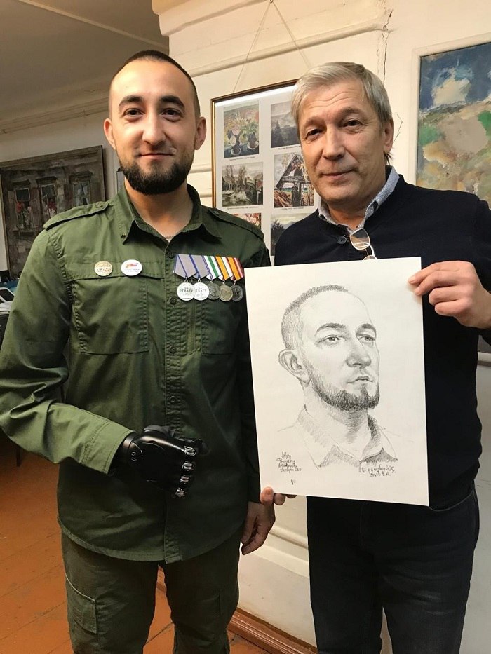 В Уфе художники создают портреты героев СВО