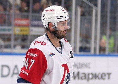 Чемпион КХЛ вырвал победу у «Салавата Юлаева», уступая 0:2