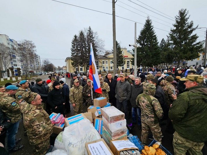В Стерлитамаке сделал остановку поезд с ранеными бойцами СВО В Стерлитамаке сделал остановку поезд с ранеными бойцами СВО