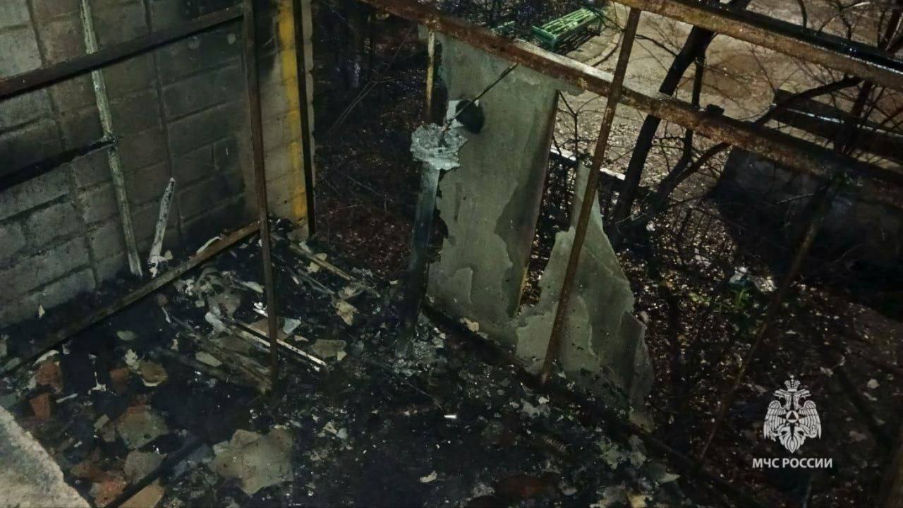 На пожара в Стерлитамаке спасено 17 человек На пожара в Стерлитамаке спасено 17 человек