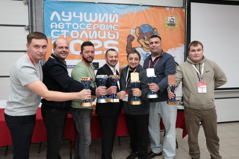 Моторы в надёжных руках. Сегодня, 18 ноября, на площадке авторизованного дизельного центра «Мастер Дизель» Ленинского района Уфы прошел новый этап открытого городского конкурса профессионального мастерства «Лучший автосервис...