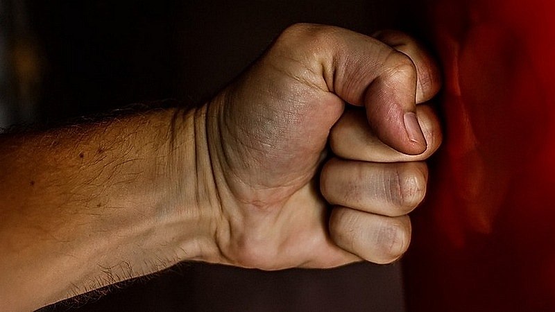 Все из-за громкой музыки. В Салавате троим жителям Курской области предъявили обвинение из-за смерти человека