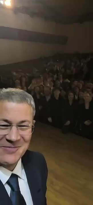 Хабиров делает ставку на студентов-выходцев из республики и создаёт условия для их возвращения домой