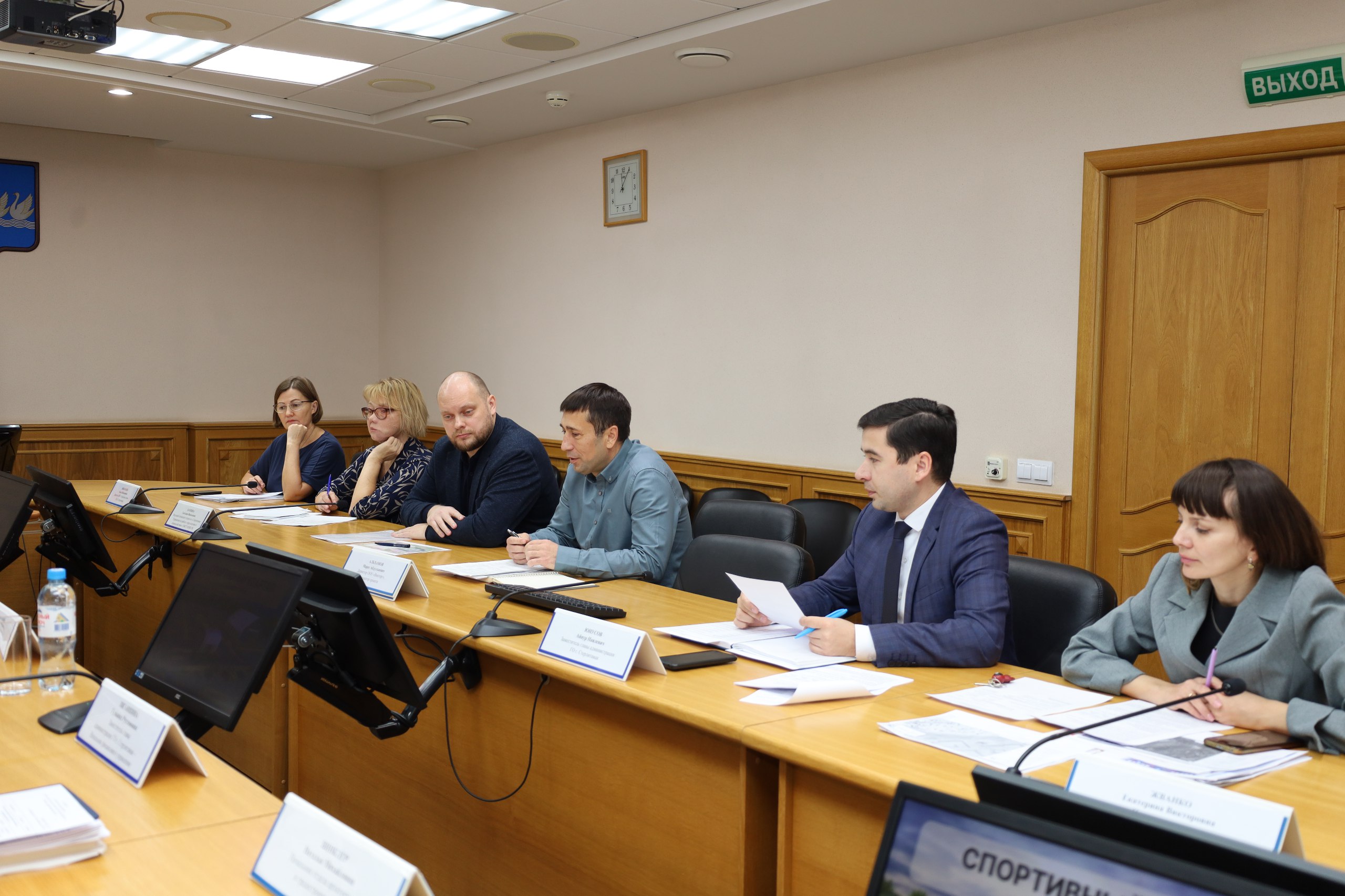 Сегодня на предпринимательском часе рассмотрели проект строительства спортивного клуба Сегодня на предпринимательском часе рассмотрели проект строительства спортивного клуба