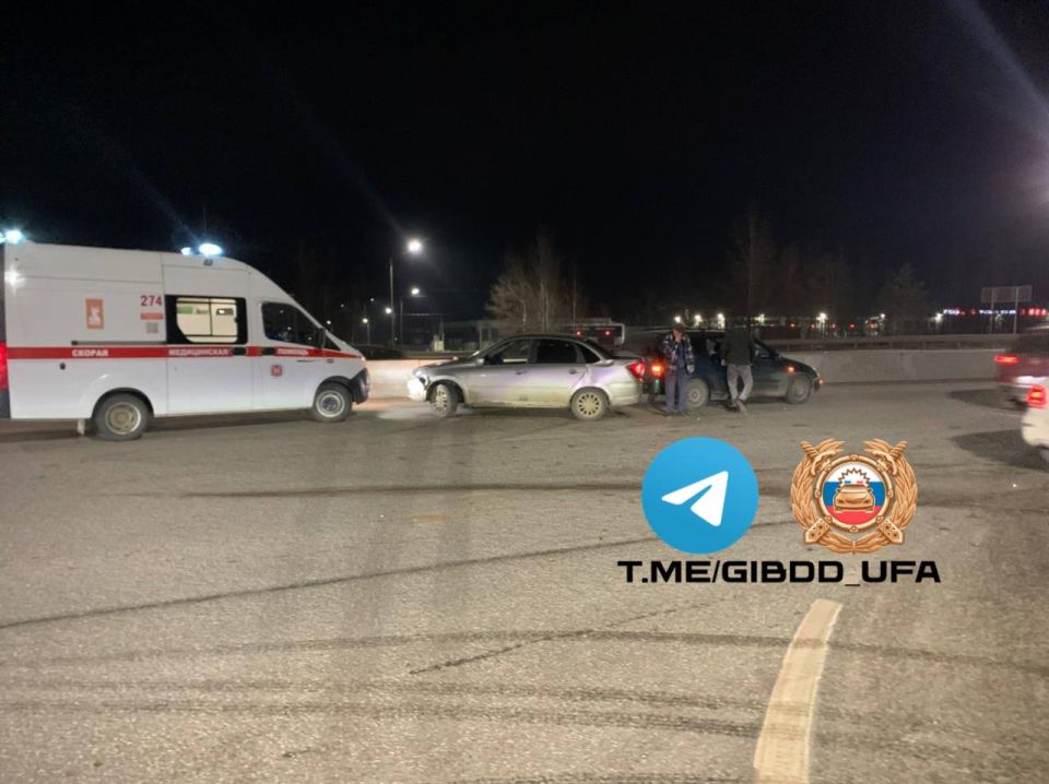 23-летний водитель на «Ладе Гранта» двигаясь по Нагаевскому шоссе врезался в стоящую впереди «Ладу Гранту»