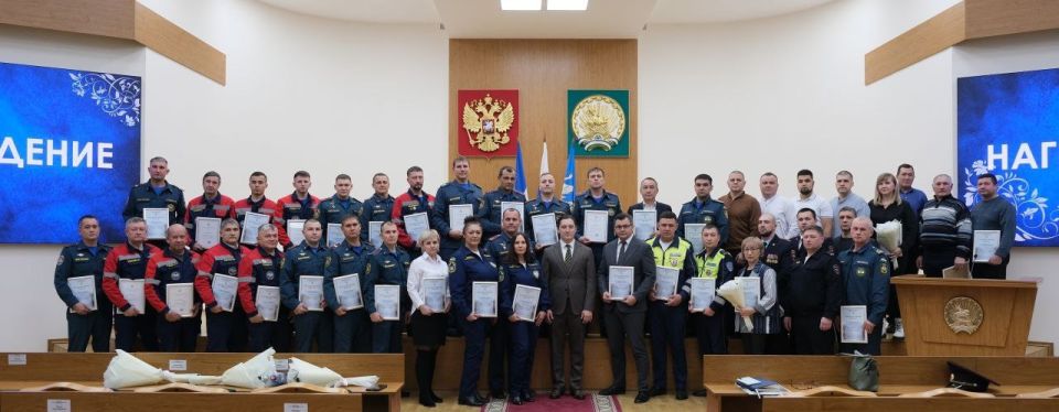 В администрации города Стерлитамак наградили ликвидаторов последствий чрезвычайного происшествия на ФКП «Авангард», которое произошло 17 октября