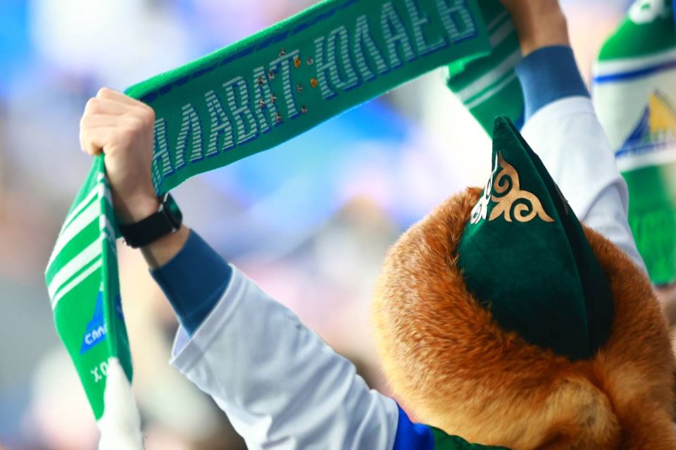 Андрей Назаров поздравил хоккейный клуб «Салават Юлаев» с днем рождения