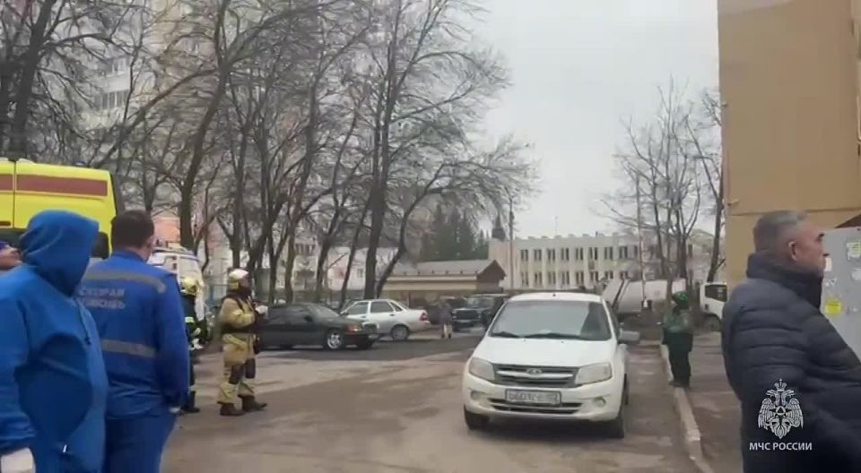 Два человека пострадали при пожаре в Уфе