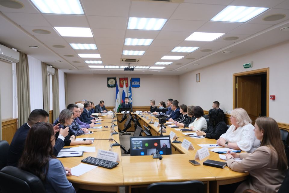 О неформальной занятости. Сегодня в администрации города прошло выездное заседание межведомственной комиссии по противодействию нелегальной занятости на территории республики
