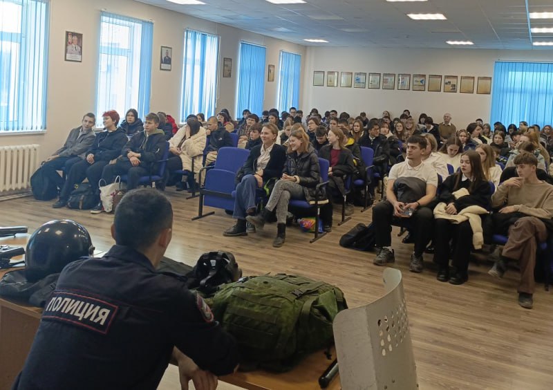 Учащиеся образовательных учреждений Белебеевского района посетили местный отдел полиции Учащиеся образовательных учреждений Белебеевского района посетили местный отдел полиции