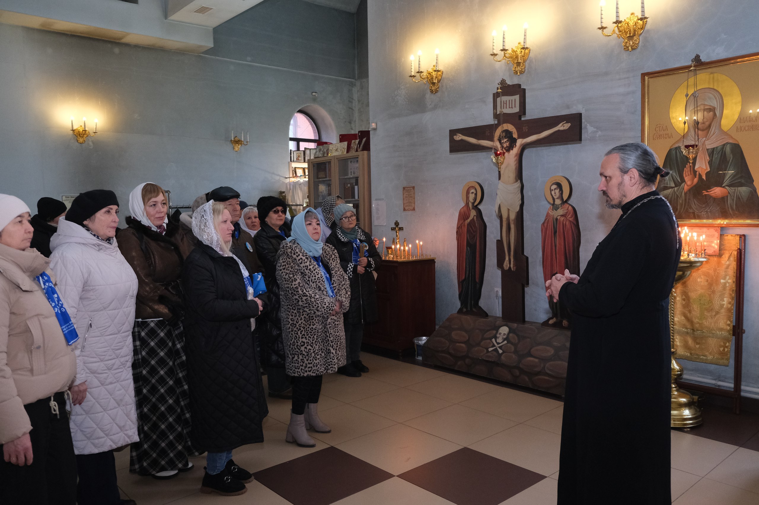 Сегодня Стерлитамак вместе с руководителем республиканского филиала Государственного фонда поддержки участников СВО «Защитники Отечества» Гульнур Кульсариной и мамой Героя России Максима Владимировича Серафимова, Алиной... Сегодня Стерлитамак вместе с руководителем республиканского филиала Государственного фонда поддержки участников СВО «Защитники Отечества» Гульнур Кульсариной и мамой Героя России Максима Владимировича Серафимова, Алиной...