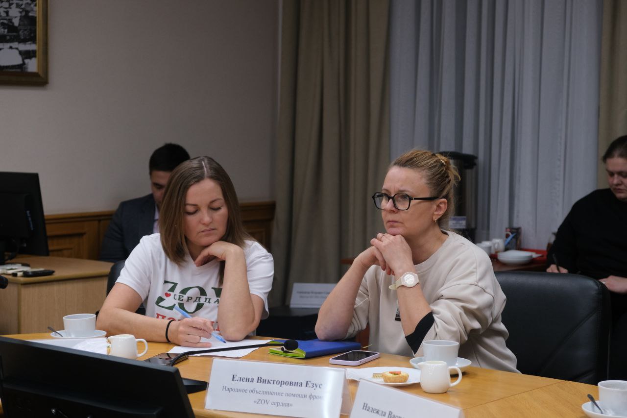 Сила – в единстве. Накануне прошла встреча главы администрации Эмиля Шаймарданова с добровольцами, которые помогают фронту Сила – в единстве. Накануне прошла встреча главы администрации Эмиля Шаймарданова с добровольцами, которые помогают фронту