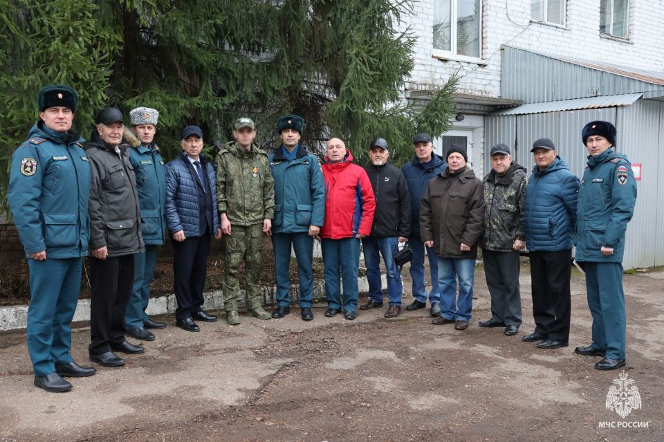 После двух недель отпуска в зону СВО возвращается наш пожарный, боец с позывным "Борз"