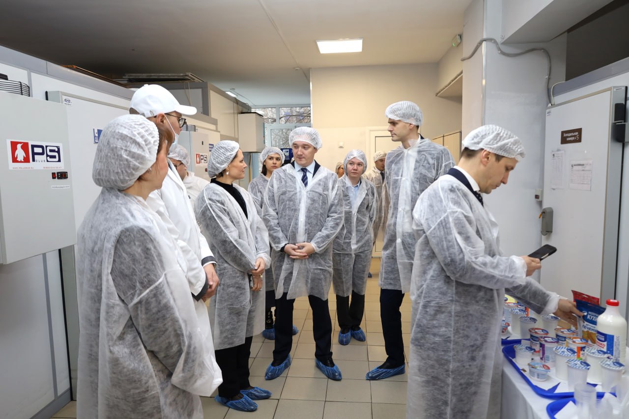 Стерлитамак посетили сенаторы России для изучения опыта «Молочных кухонь» Стерлитамак посетили сенаторы России для изучения опыта «Молочных кухонь»
