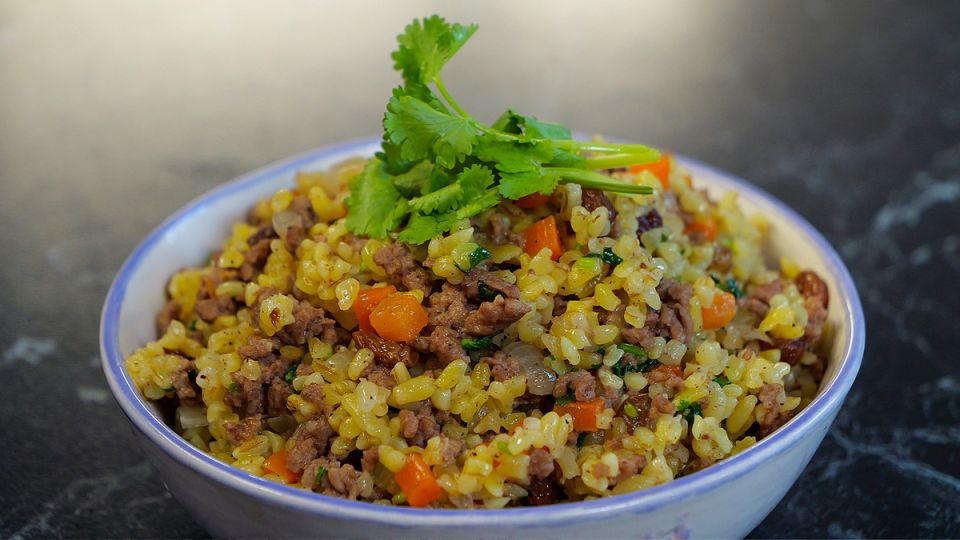 Сытный вкус, который удивит: жареный фарш с булгуром за считанные минуты