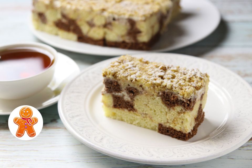 Ностальгия по детству: Как приготовить торт «Сметанник» на сгущенке