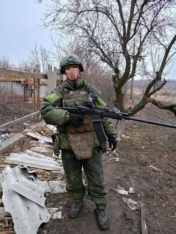 Товарищи вынесли из-под обстрела