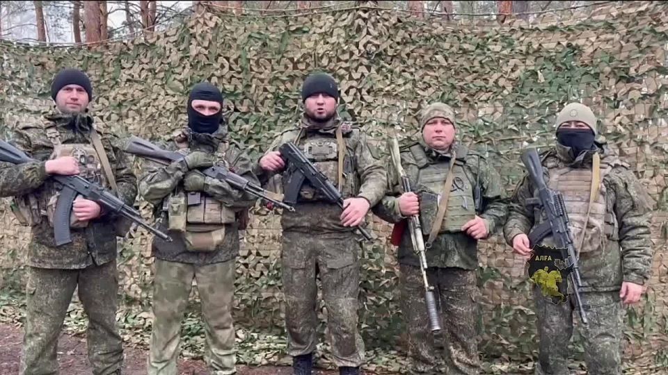 Бойцы 31-го мотострелкового полка «Башкортостан» поздравляют с Днём матери!