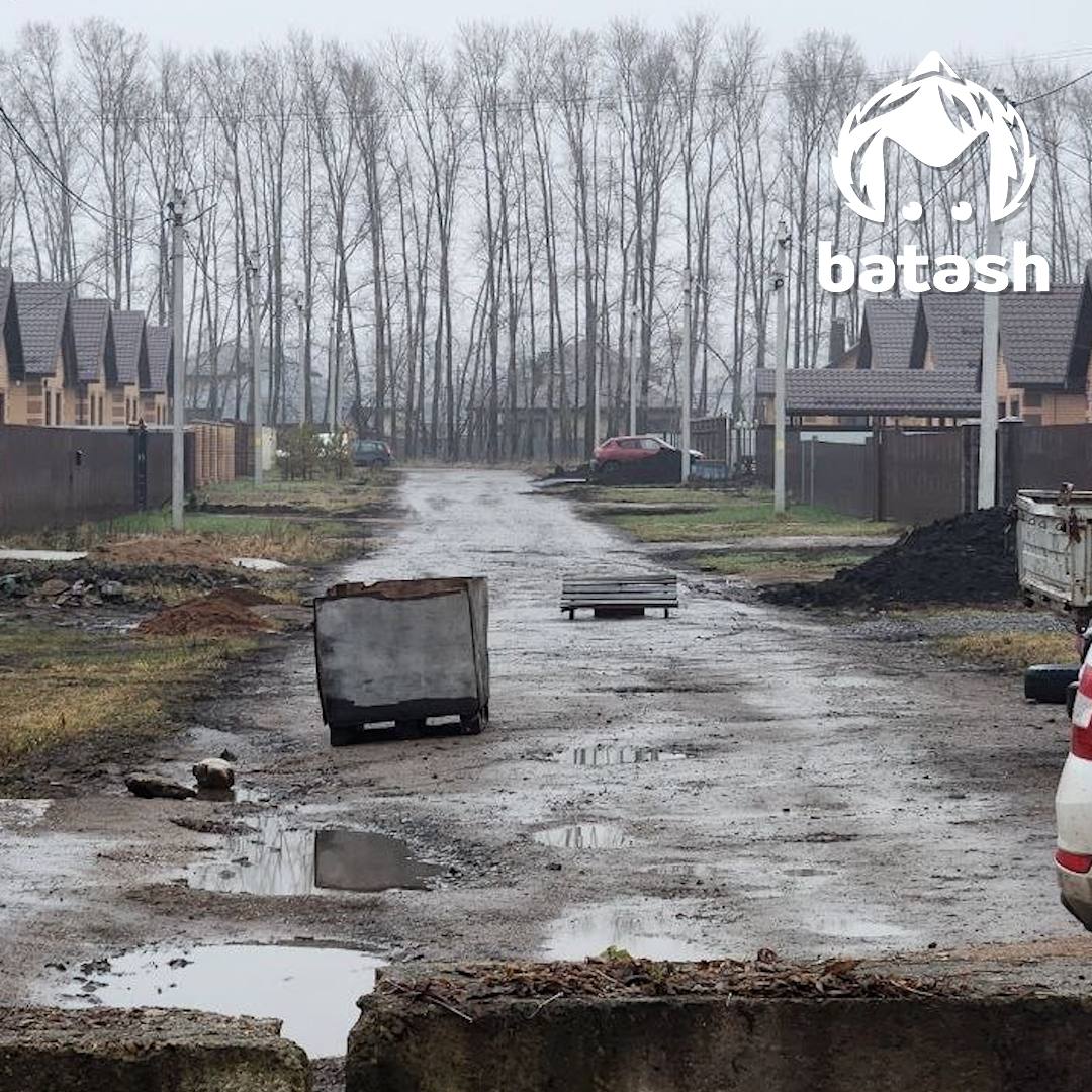 Изобретательные нагаевцы продолжают перекрывать улицы Изобретательные нагаевцы продолжают перекрывать улицы