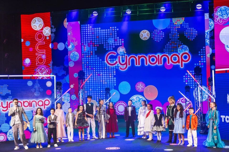 В Уфе в Национальном Молодежном театре имени Мустая Карима состоялся Финал и Гала-концерт Открытого телевизионного конкурса детской эстрадной песни «Сулпылар-2025»