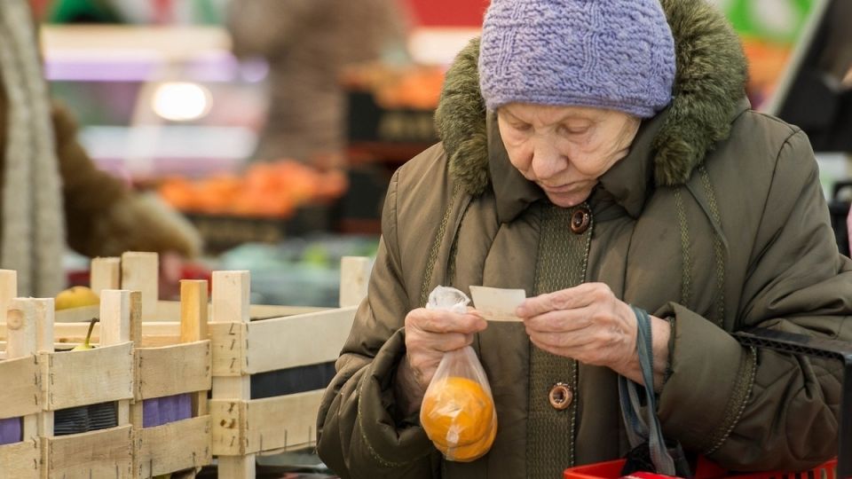 Как пенсионеров ежедневно обманывают в супермаркетах