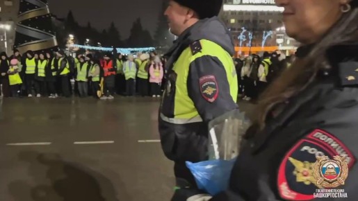 Очень ярко было минувшим вечером на центральной площади города Октябрьский в Башкирии