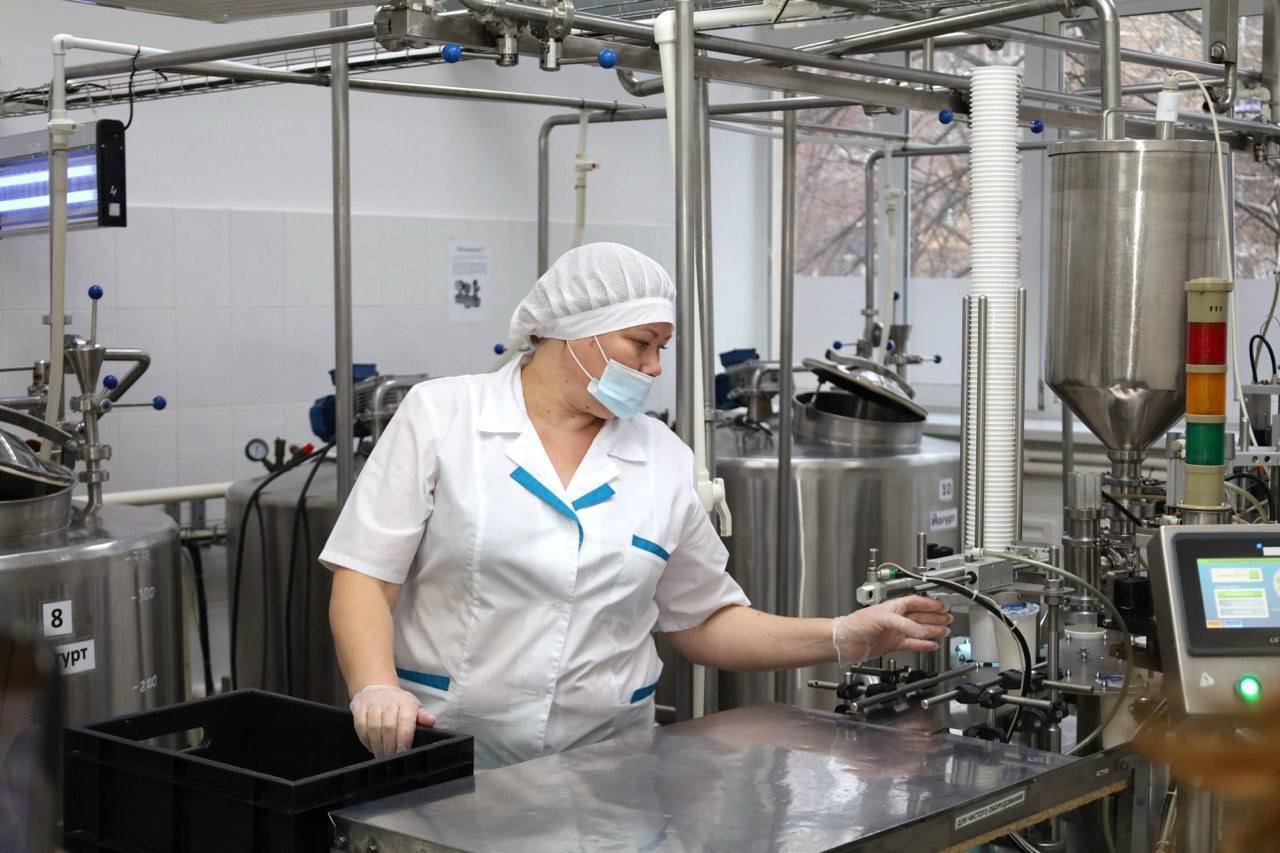 Продолжая работу по совершенствованию законодательства в сфере детского питания, 27 ноября совместно с коллегами посетили с рабочим визитом г. Стерлитамак Продолжая работу по совершенствованию законодательства в сфере детского питания, 27 ноября совместно с коллегами посетили с рабочим визитом г. Стерлитамак