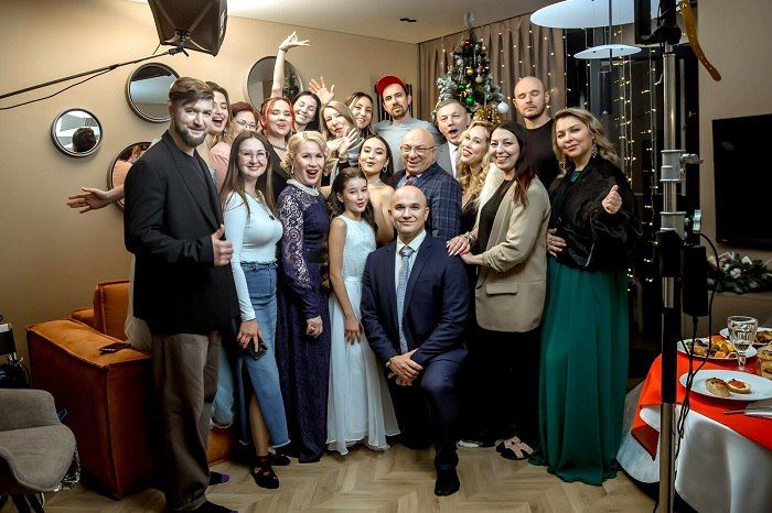 В Уфе сняли новогодний ромком с известными российскими актёрами