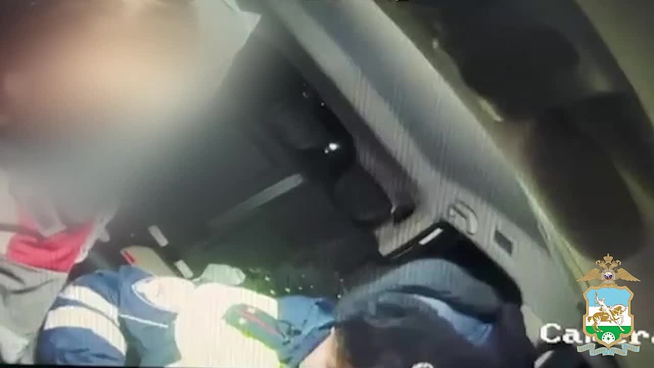 Семь букетов и пару мягких игрушек вынесли уфимцы из цветочного в Инорсе