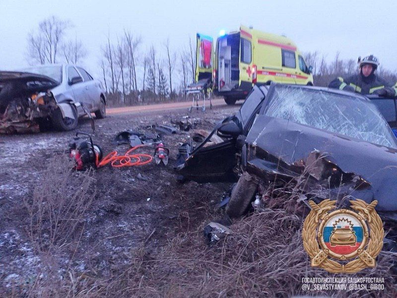 Пять человек пострадали в ДТП