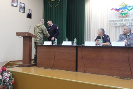 В Управлении МВД России по городу Уфе прошел урок мужества с участником СВО