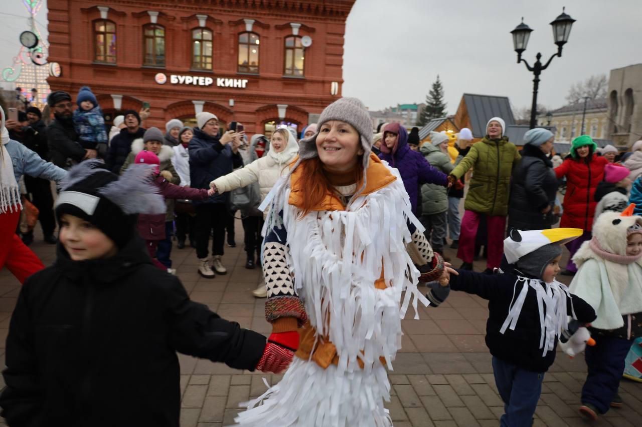 Удивительные образы подготовили сегодня юные жители на детский карнавал “Чудо в перьях” Удивительные образы подготовили сегодня юные жители на детский карнавал “Чудо в перьях”