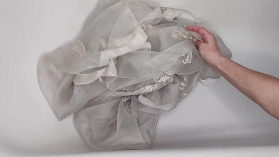 Эффективные способы освежить и отбелить тюль с помощью соли
