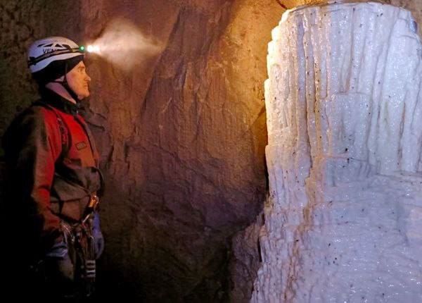 В Национальном парке «Башкирия» нашли новую пещеру — Логово Арагока