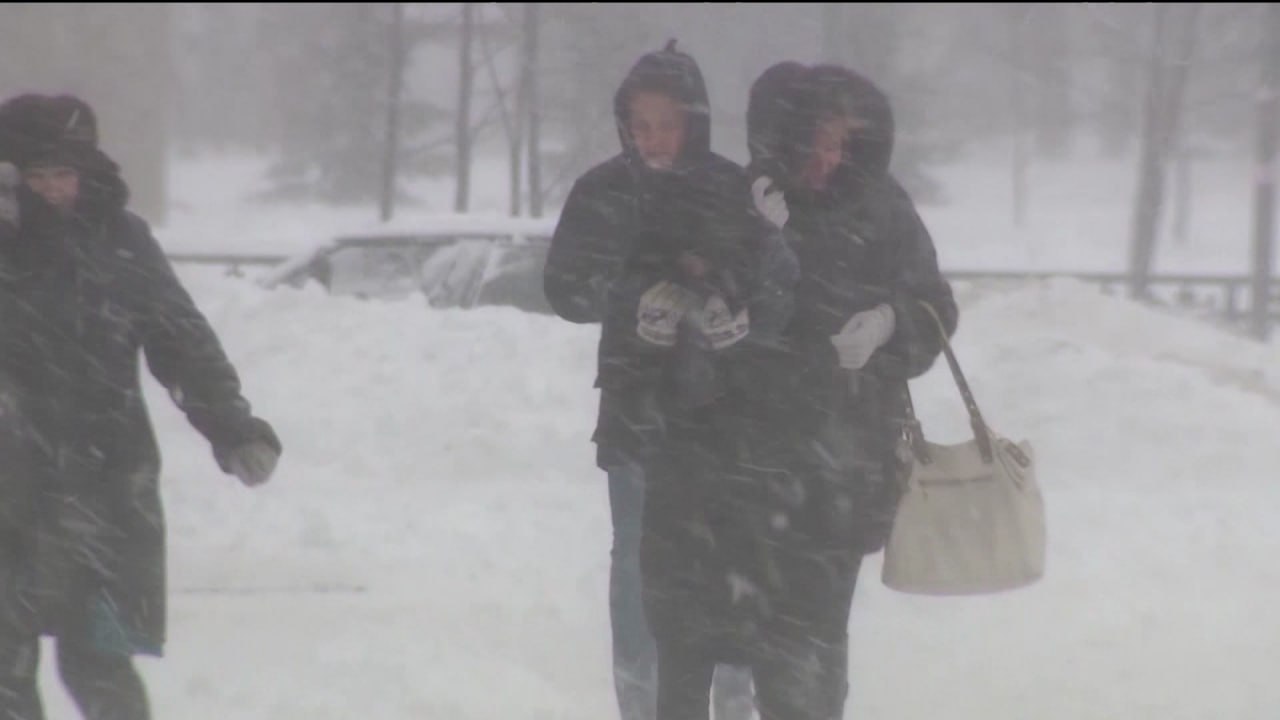 Жителей Башкортостана предупредили о сильных снегопадах и метели
