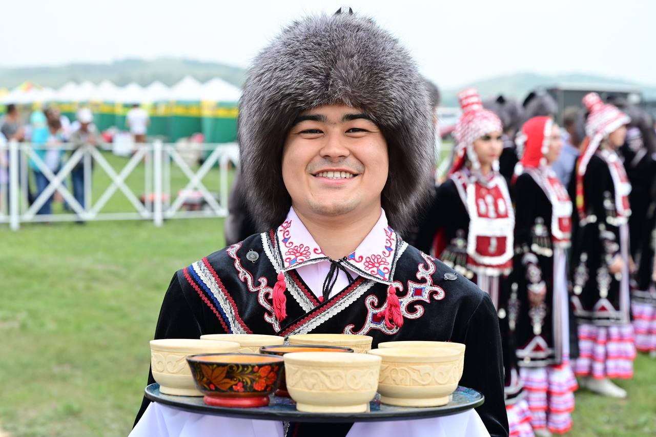 Андрей Назаров присоединился к поздравлениям с Днем башкирского языка и подчеркнул, что язык — код культуры Андрей Назаров присоединился к поздравлениям с Днем башкирского языка и подчеркнул, что язык — код культуры