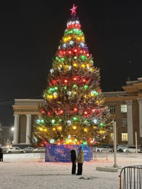 В Черниковке уже украсили елочку