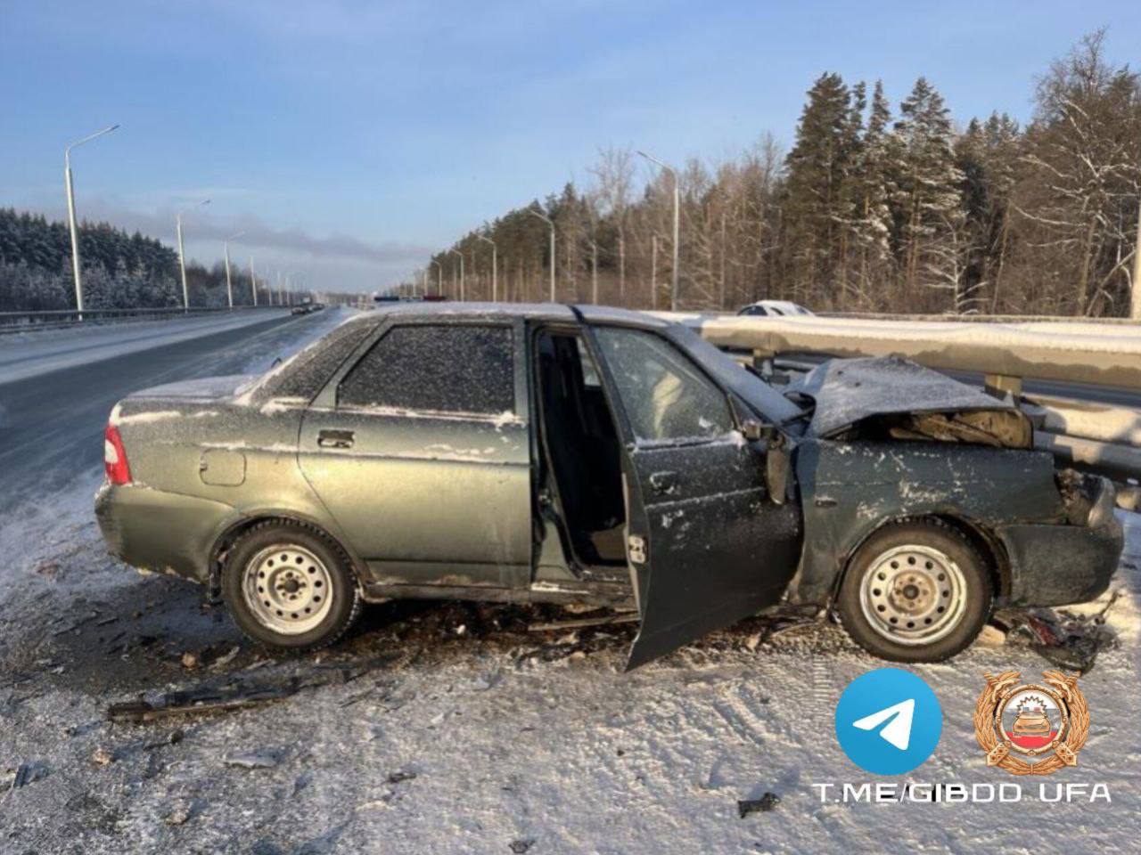 Въехал в стоящий внедорожник