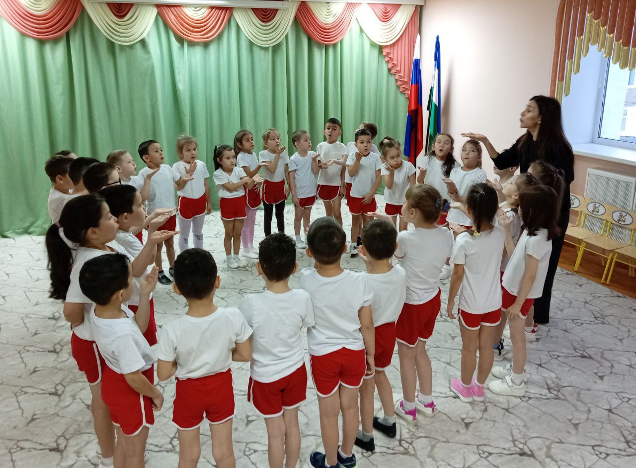 15 декабря в гимназии №3 имени Джалиля Киекбаев для дошкольной группы «Алтынай» прошёл мастер-класс «Сценическая речь. Актёрское мастерство» в рамках открытого городского фестиваля любительских коллективов «Театральный... 15 декабря в гимназии №3 имени Джалиля Киекбаев для дошкольной группы «Алтынай» прошёл мастер-класс «Сценическая речь. Актёрское мастерство» в рамках открытого городского фестиваля любительских коллективов «Театральный...